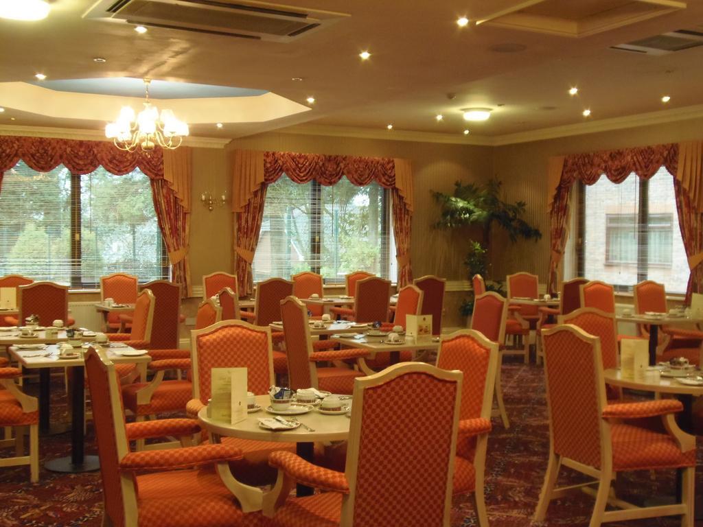 Lakeside Continental Hotel 坎伯利 外观 照片