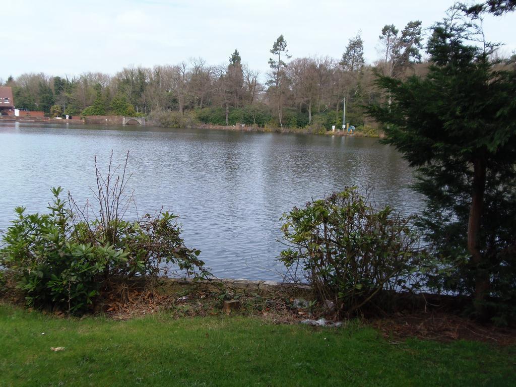 Lakeside Continental Hotel 坎伯利 外观 照片