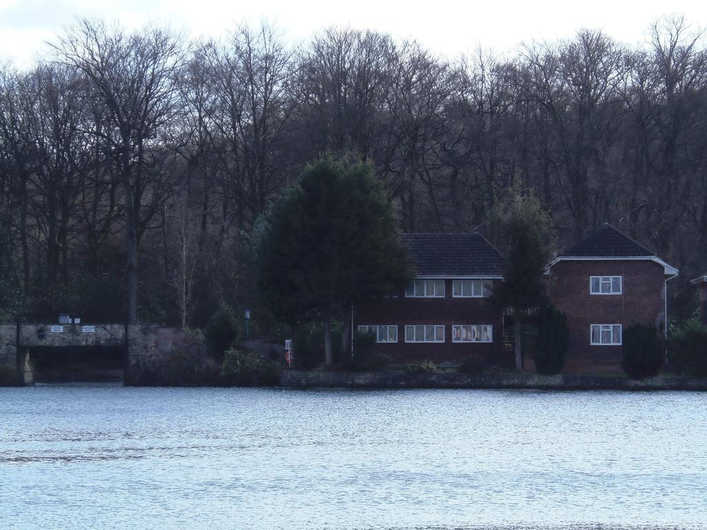 Lakeside Continental Hotel 坎伯利 外观 照片
